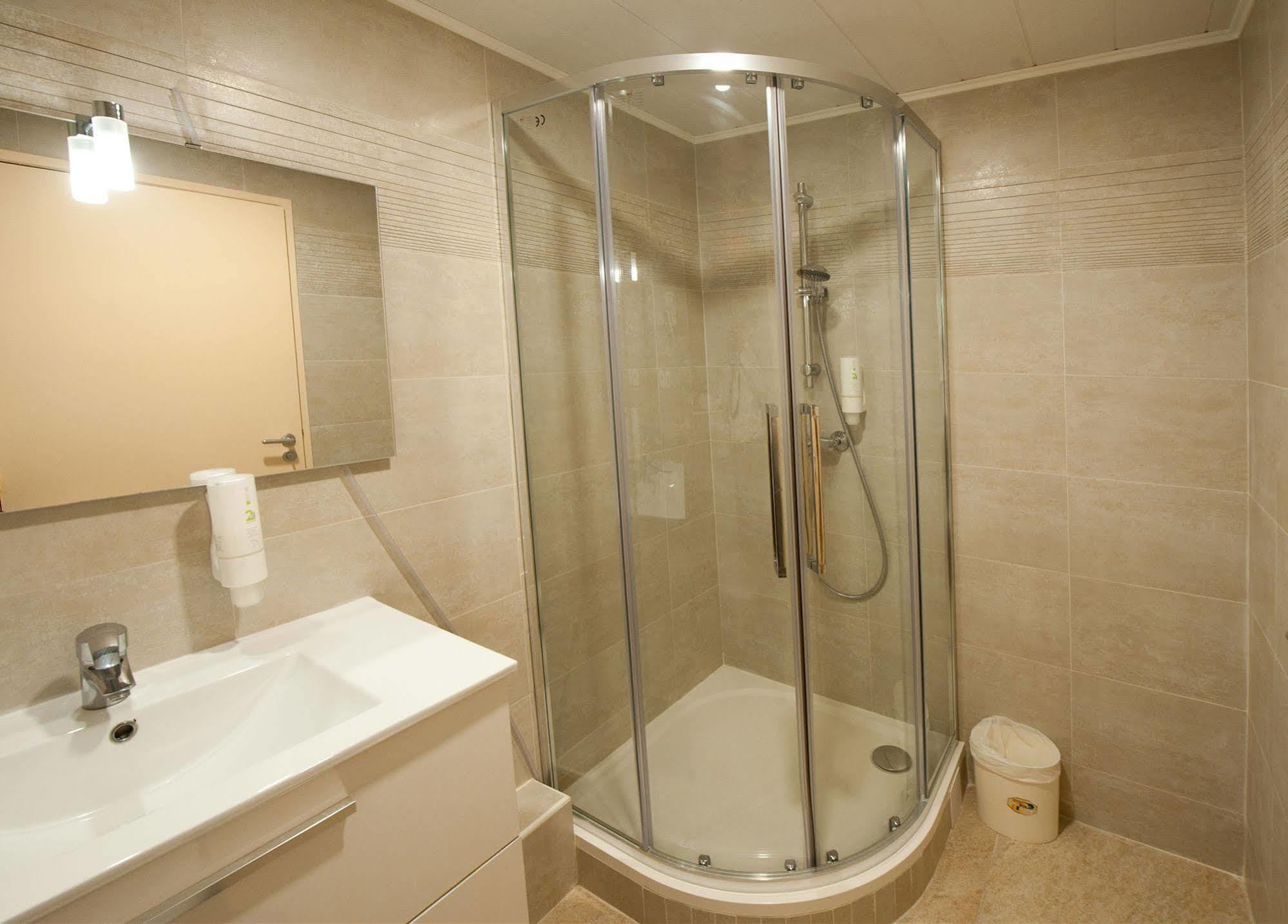 Milton Hotel Neuilly-Plaisance Εξωτερικό φωτογραφία